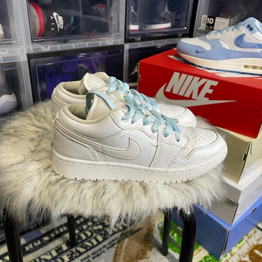 Jordan 1 low
